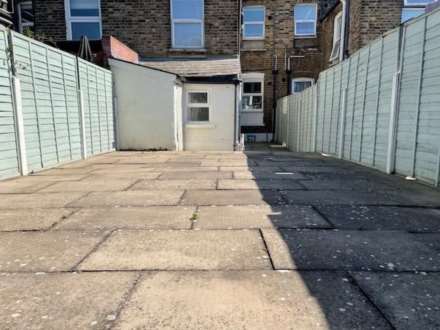 Caistor Park Road, Stratford, E15, Image 9