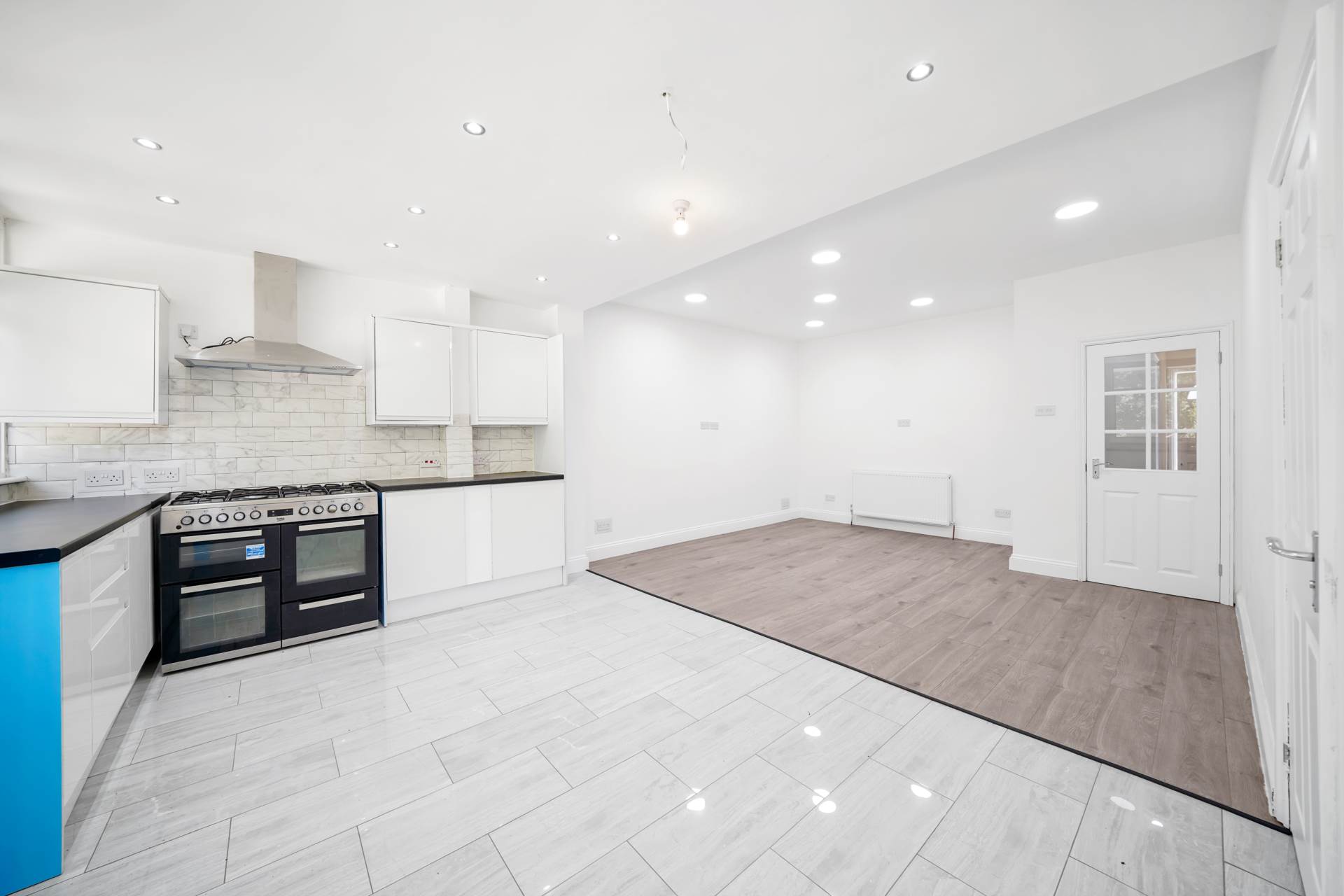 West End Avenue, Leyton, E10, Image 2