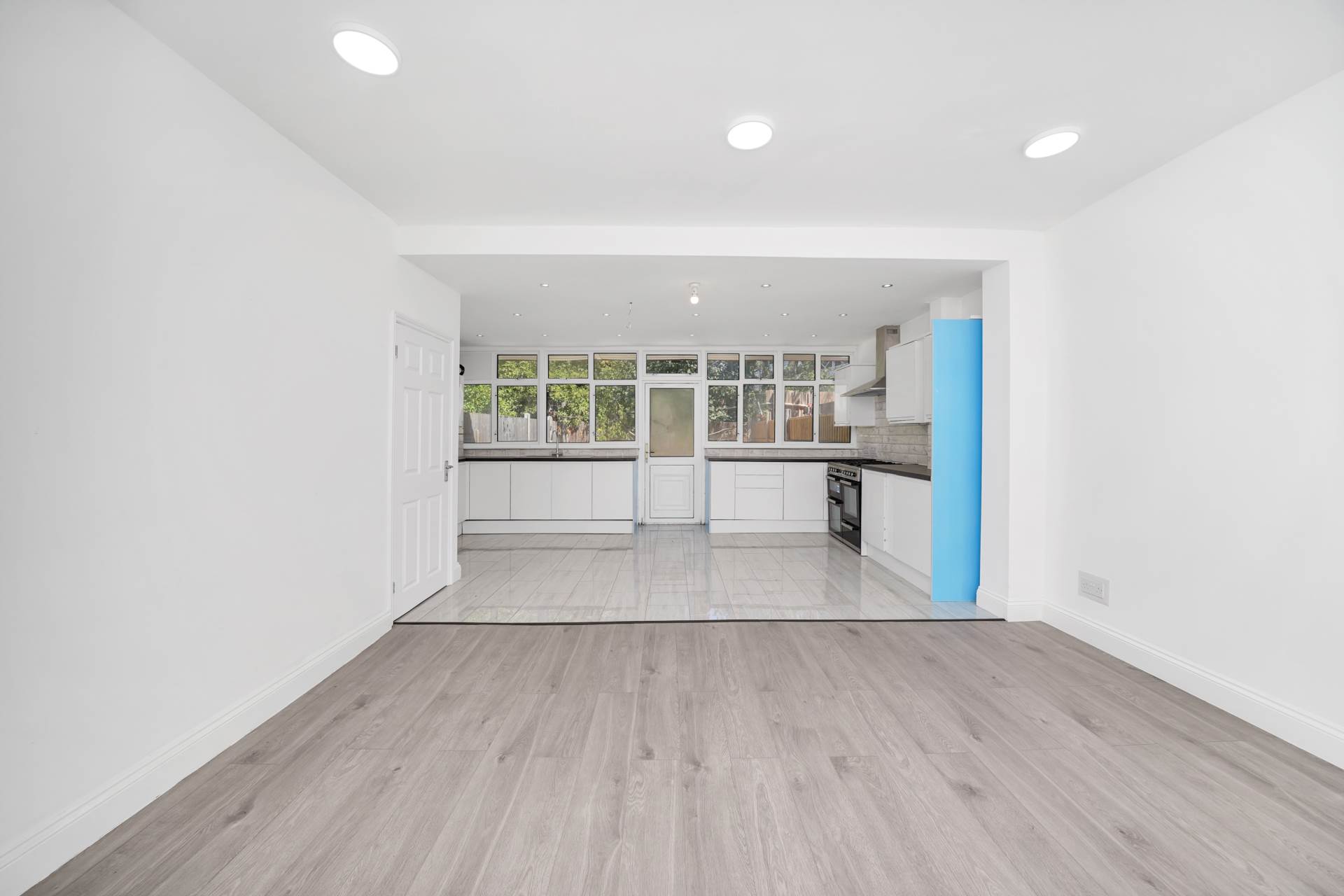 West End Avenue, Leyton, E10, Image 7