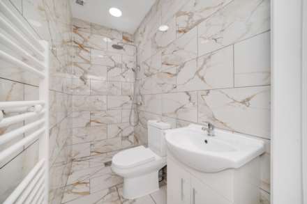 West End Avenue, Leyton, E10, Image 10