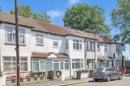 West End Avenue, Leyton, E10, Image 23