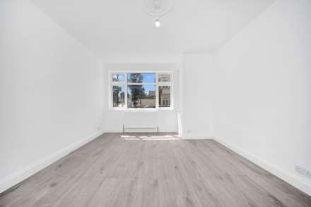 West End Avenue, Leyton, E10, Image 3