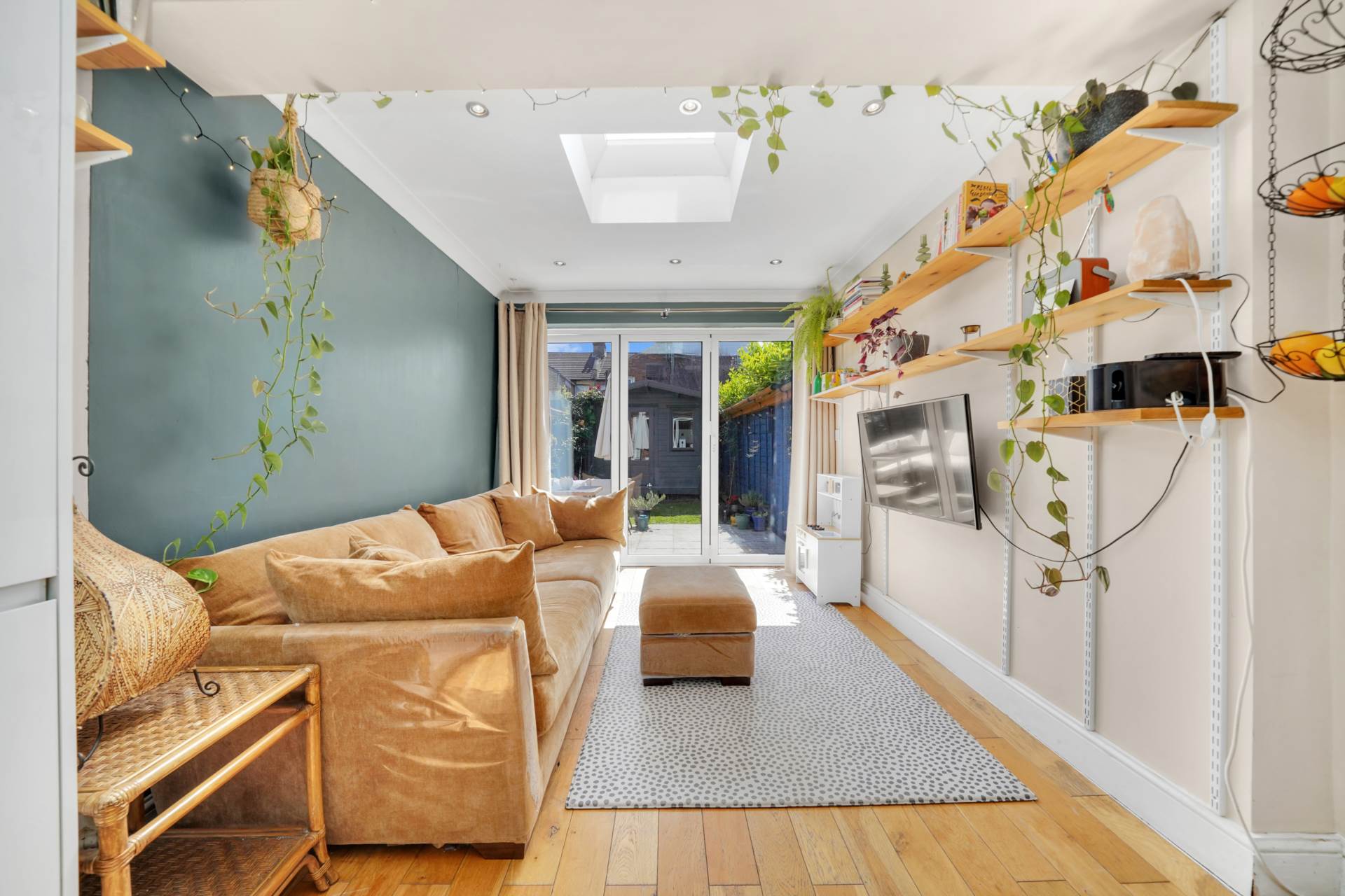 Dawlish Road, London, E10, Image 10