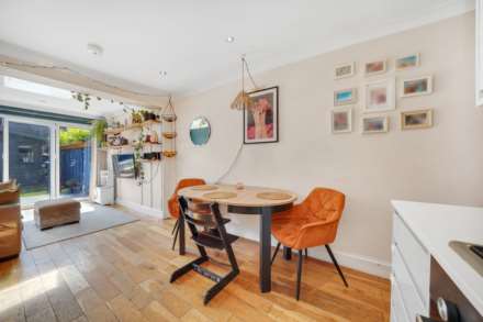 Dawlish Road, London, E10, Image 14