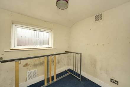 Caistor Park Road, Stratford, E15, Image 11