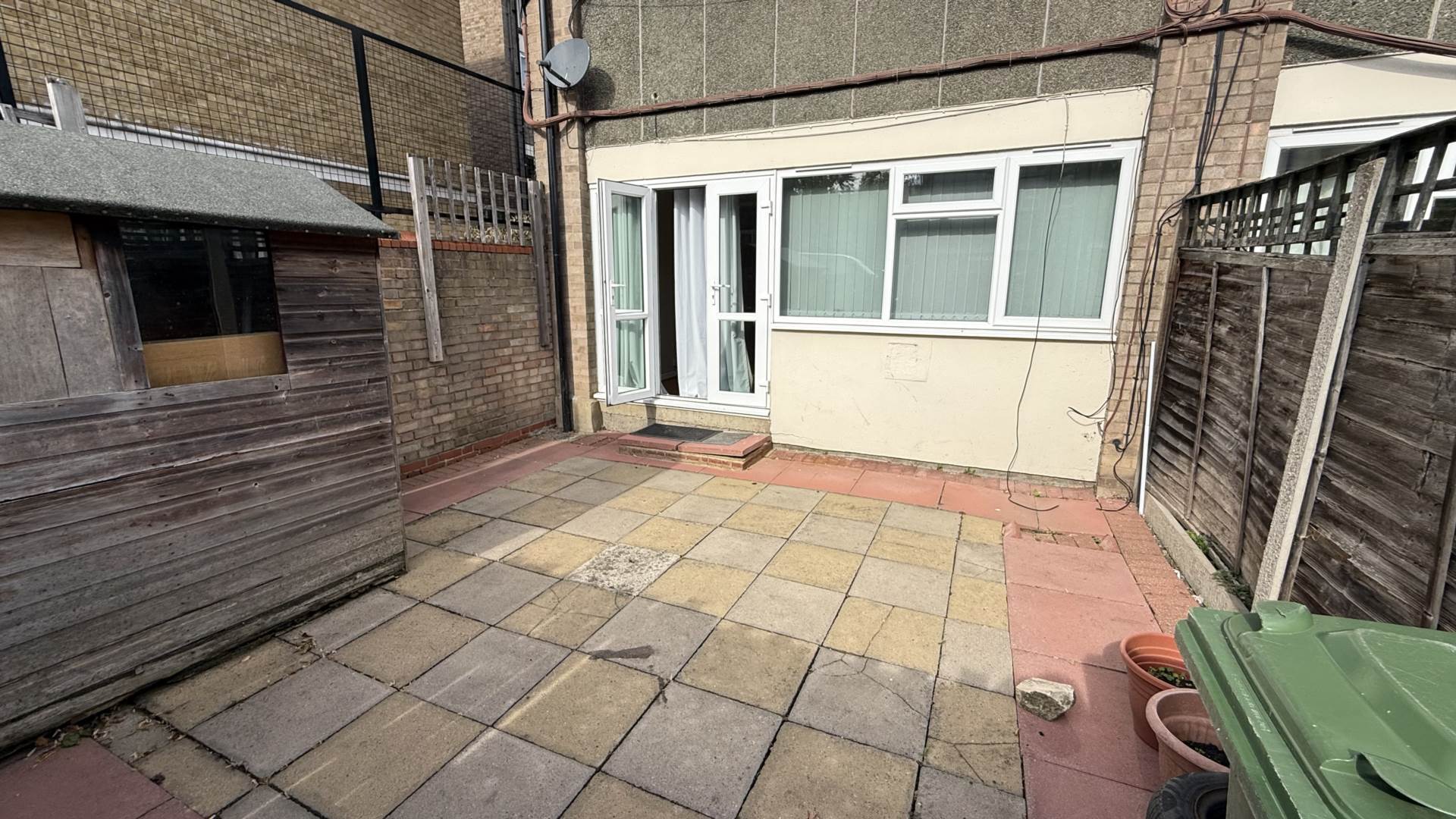 Underwood Court, Leyton, Image 8