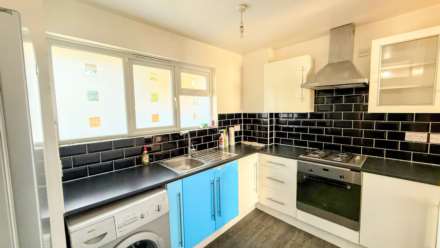 Underwood Court, Leyton, Image 4