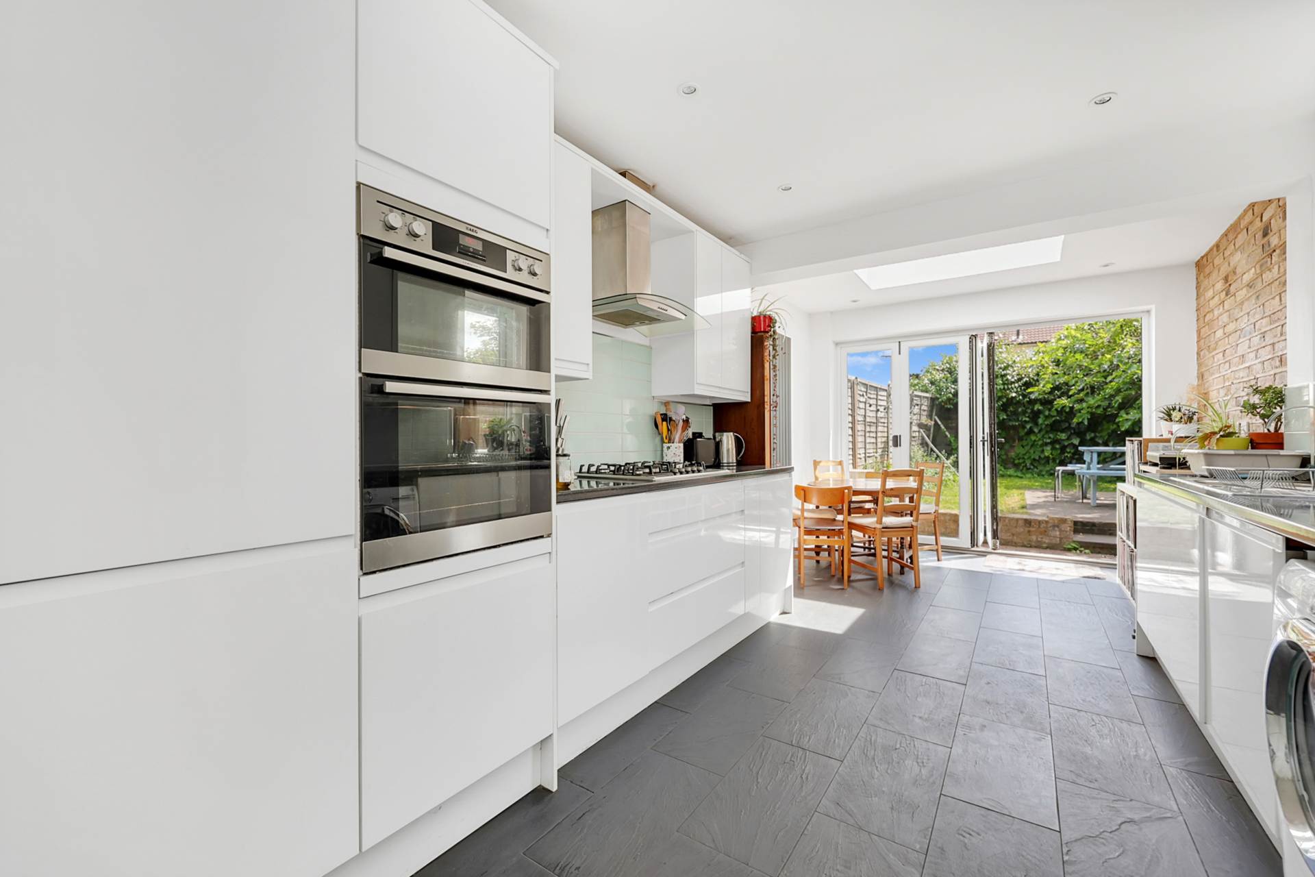 Lyttelton Road, Leyton, E10, Image 4