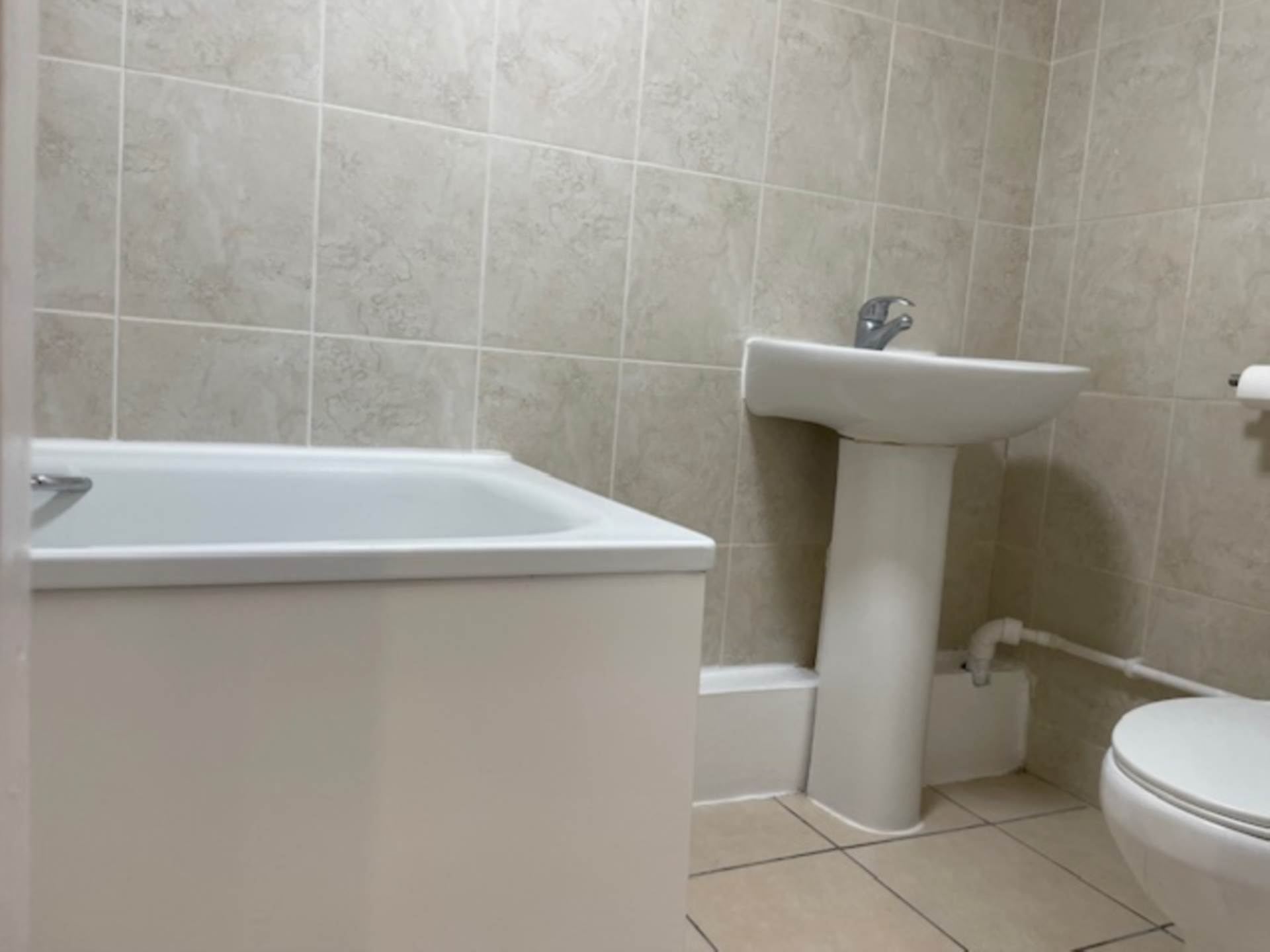 Wellington Road, Forest Gate, E7, Image 7