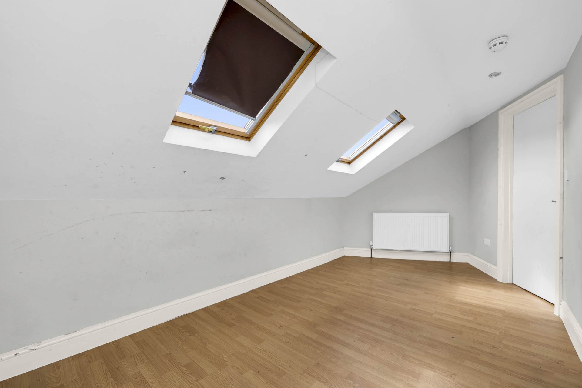 Coopers Lane, Leyton, E10, Image 20
