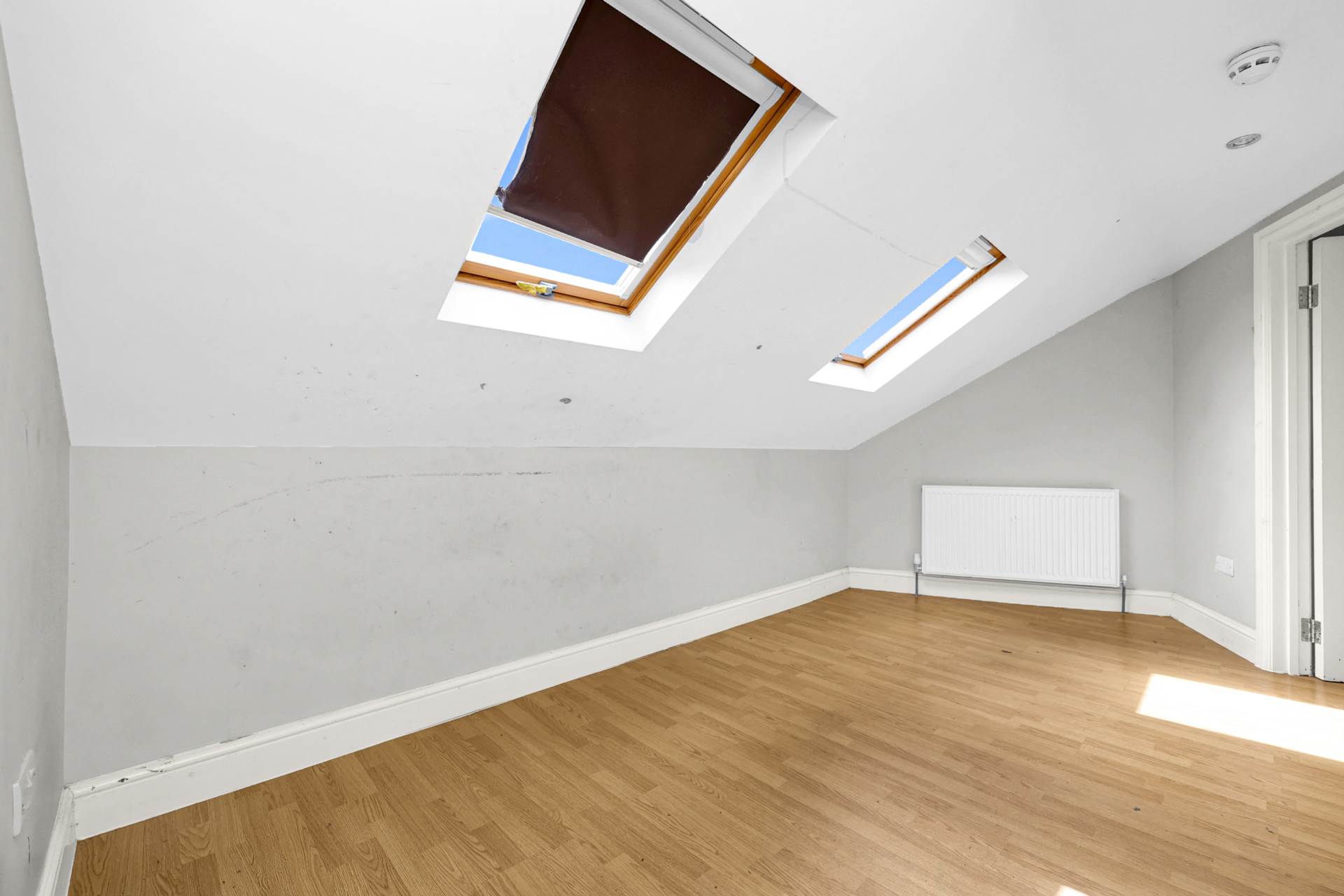 Coopers Lane, Leyton, E10, Image 22