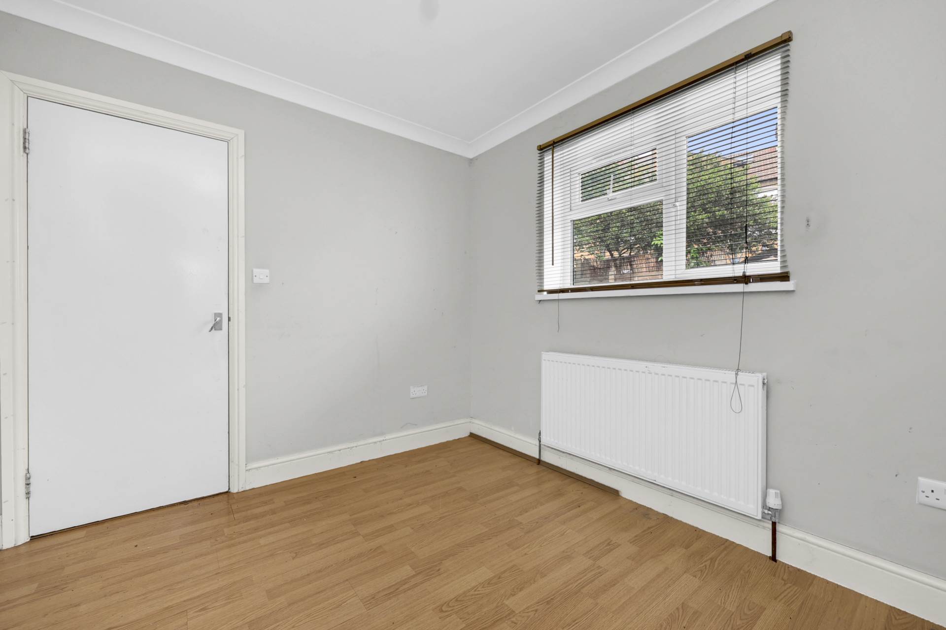 Coopers Lane, Leyton, E10, Image 23