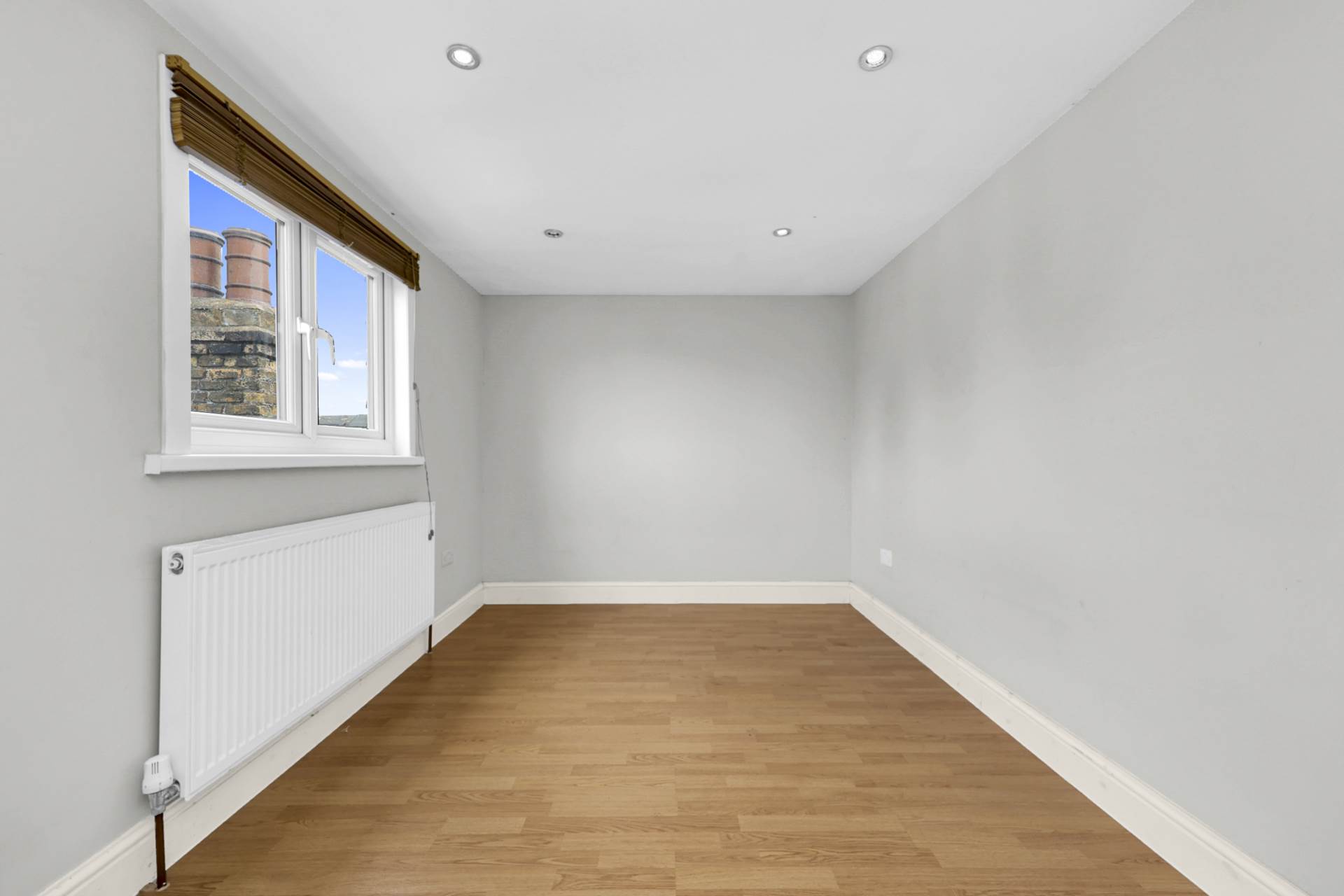 Coopers Lane, Leyton, E10, Image 9