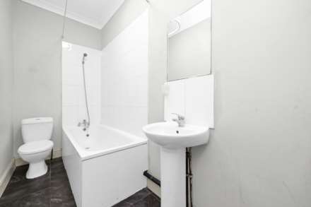 Coopers Lane, Leyton, E10, Image 12