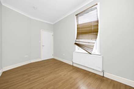 Coopers Lane, Leyton, E10, Image 17