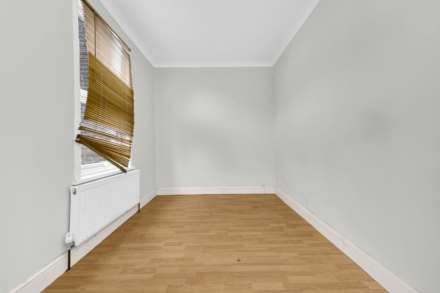 Coopers Lane, Leyton, E10, Image 18