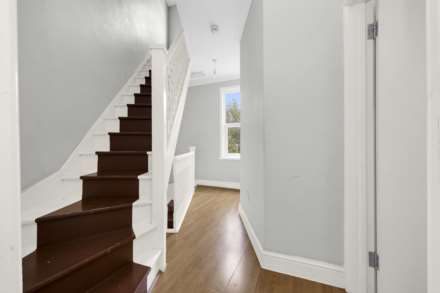 Coopers Lane, Leyton, E10, Image 19