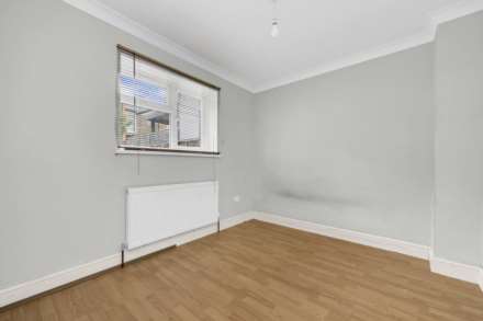 Coopers Lane, Leyton, E10, Image 24