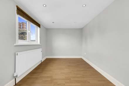 Coopers Lane, Leyton, E10, Image 9