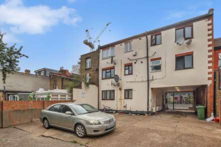 Blackhorse Lane, London, E17, Image 16