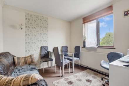 Blackhorse Lane, London, E17, Image 2