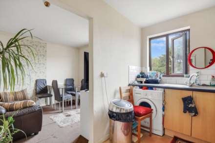 Blackhorse Lane, London, E17, Image 7