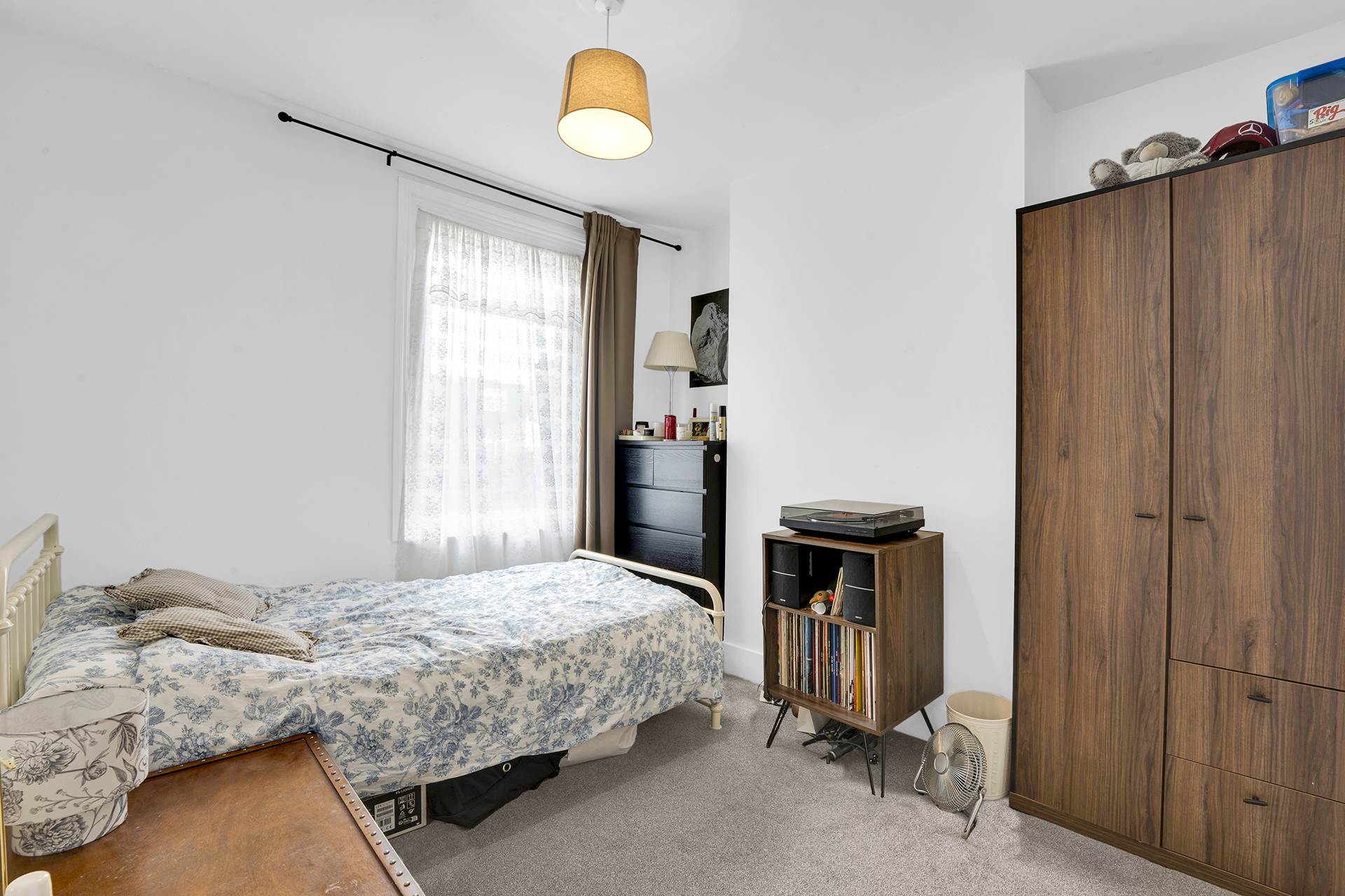 Pearcroft Road, London, E11, Image 12