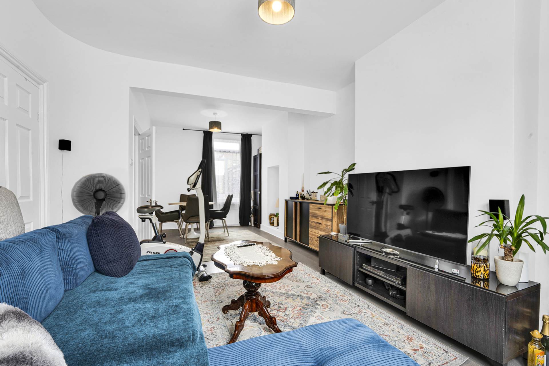 Pearcroft Road, London, E11, Image 2