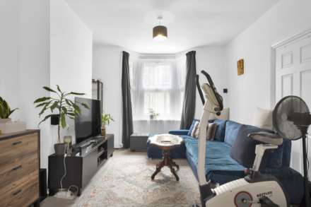 Pearcroft Road, London, E11, Image 3