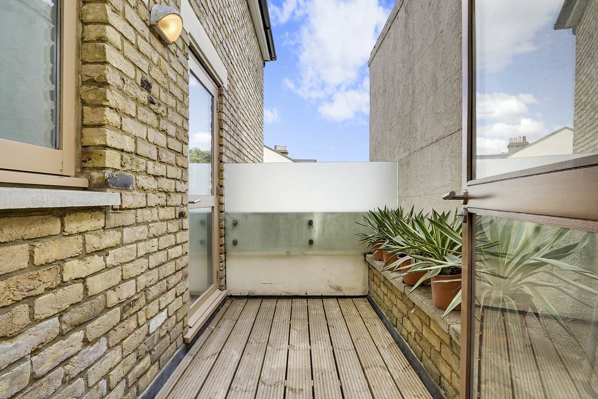 Oliver Rd, Oliver, E10, Image 10