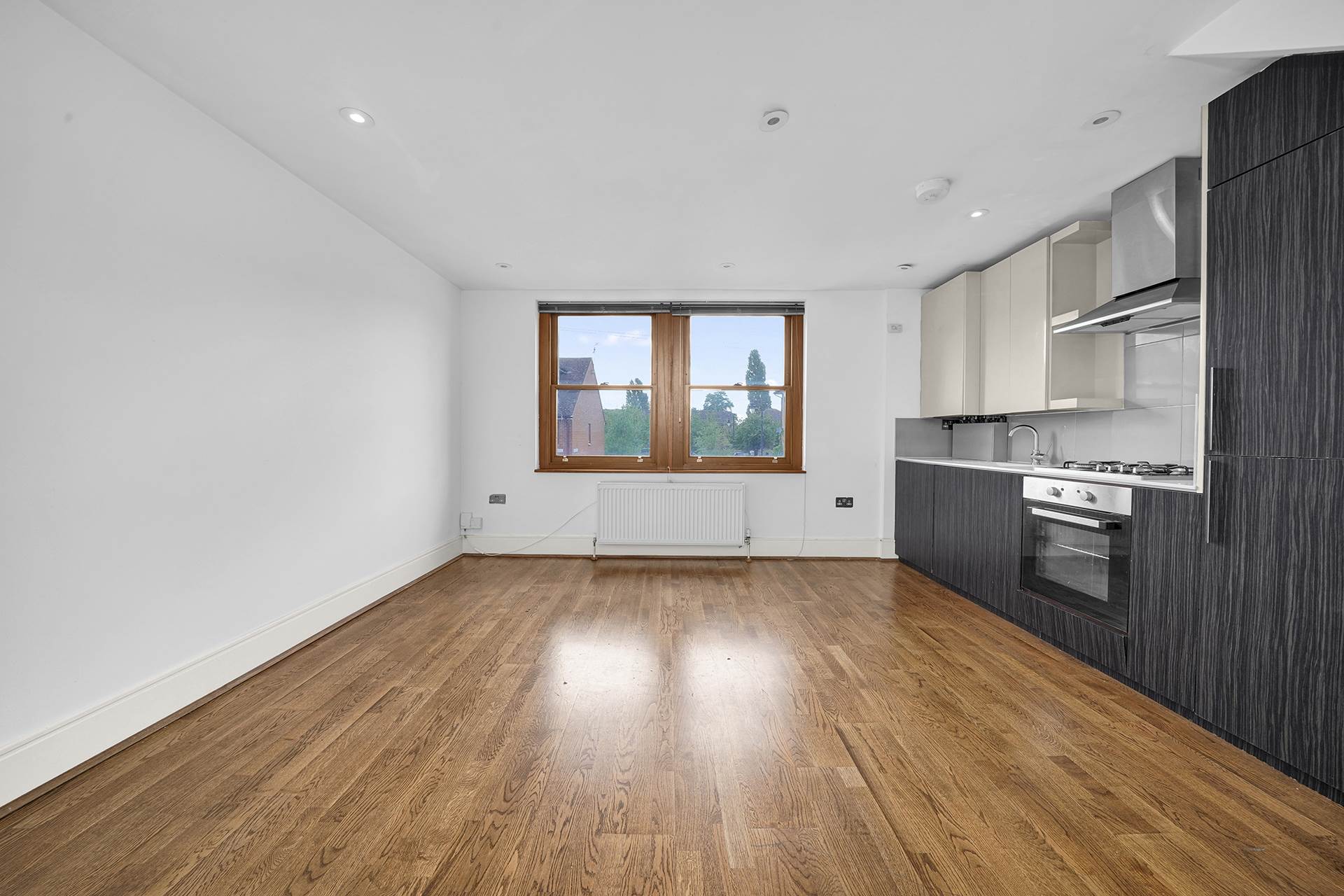 Oliver Rd, Oliver, E10, Image 4