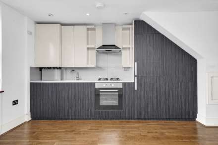 Oliver Rd, Oliver, E10, Image 5