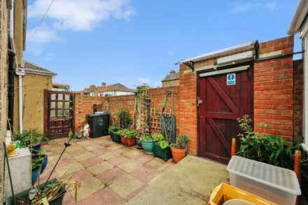 Newport Road, Leyton, E10, Image 21