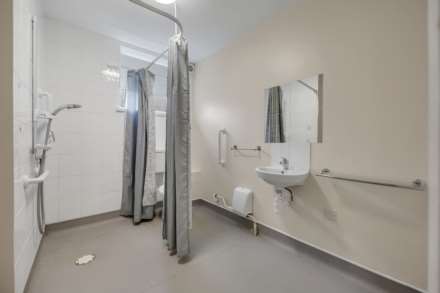 Newport Road, Leyton, E10, Image 5