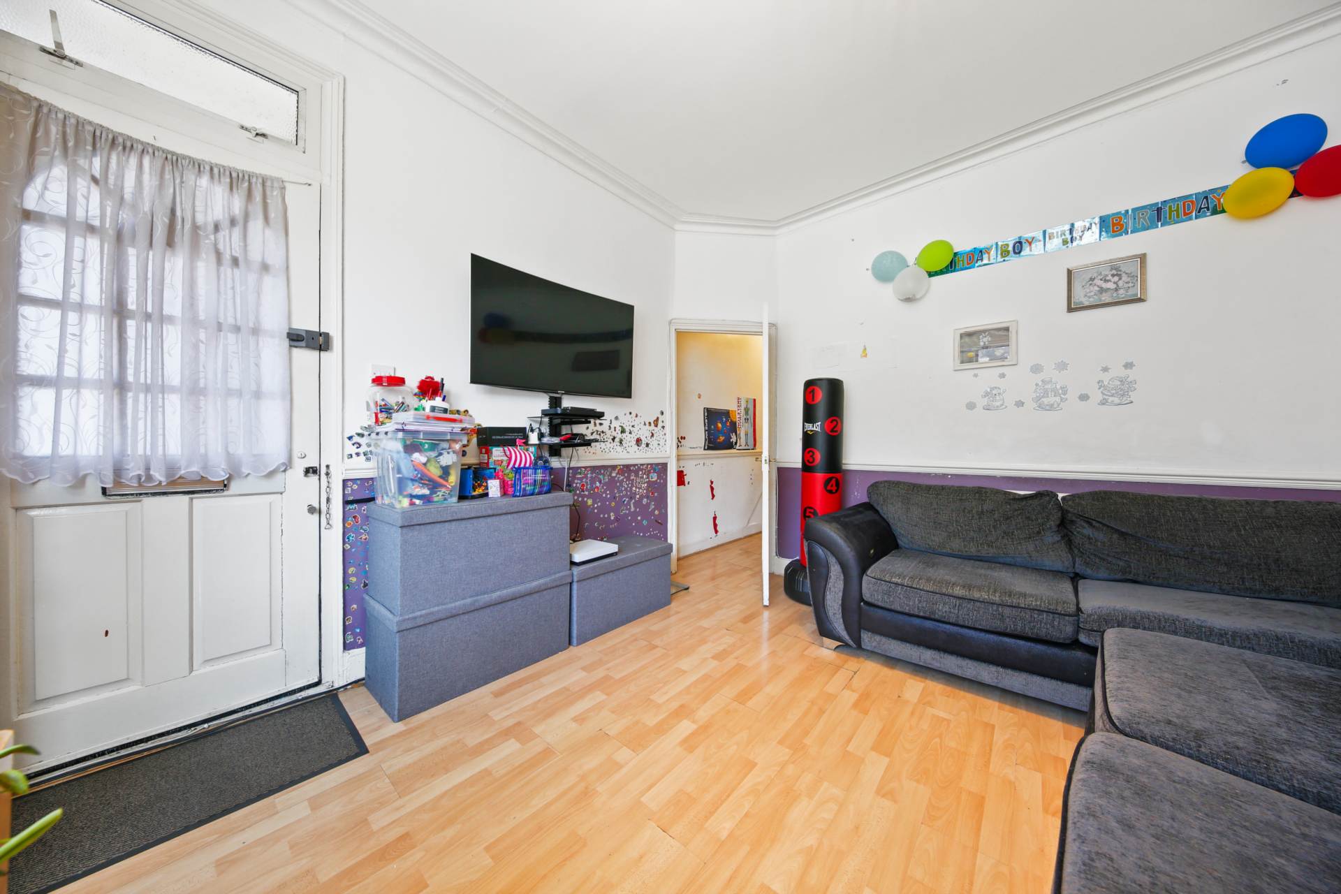 Francis Road, Leyton, E10, Image 2