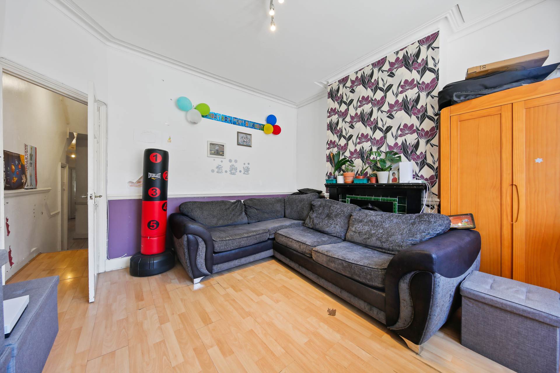 Francis Road, Leyton, E10, Image 3