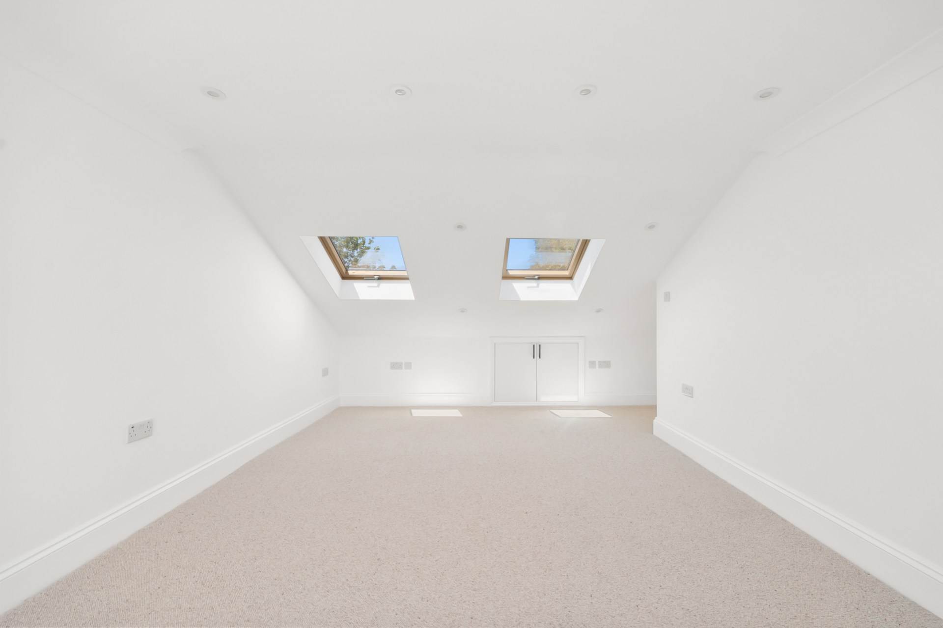Chandos Road, Stratford, E15, Image 31