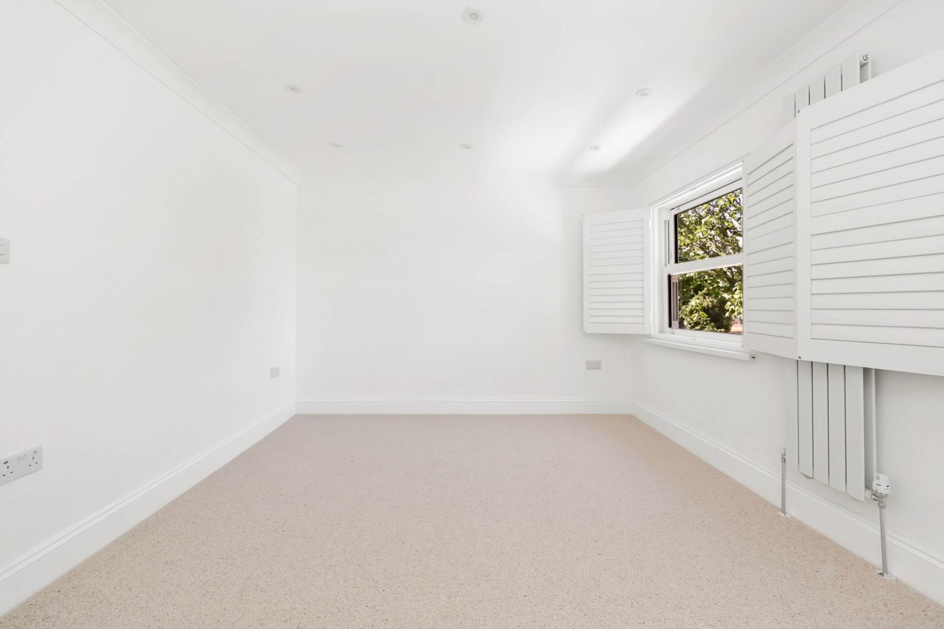 Chandos Road, Stratford, E15, Image 36