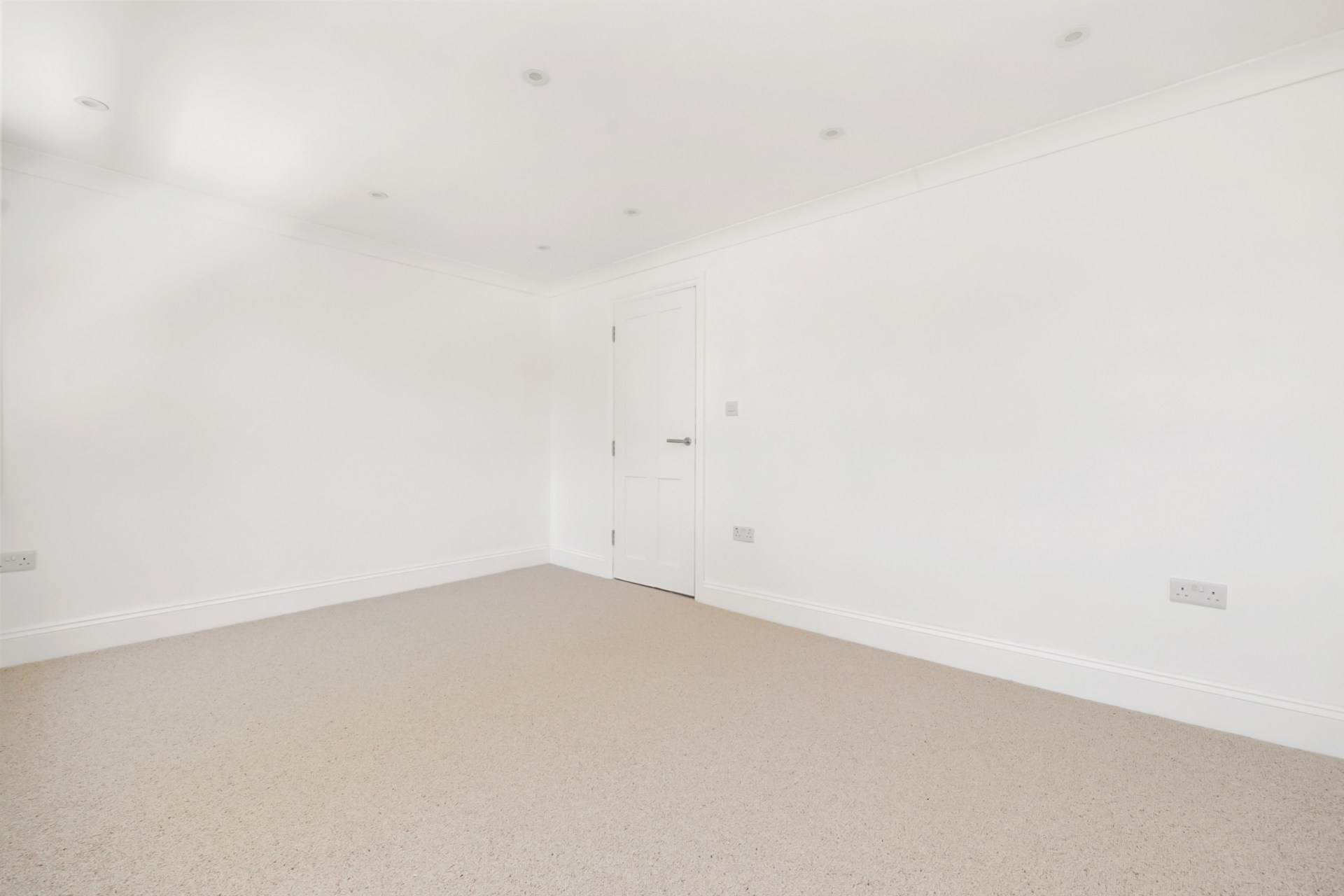 Chandos Road, Stratford, E15, Image 37