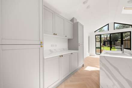 Chandos Road, Stratford, E15, Image 14