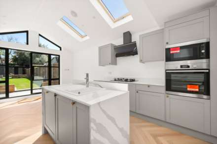 Chandos Road, Stratford, E15, Image 16