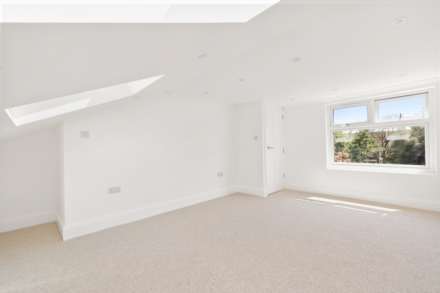 Chandos Road, Stratford, E15, Image 33
