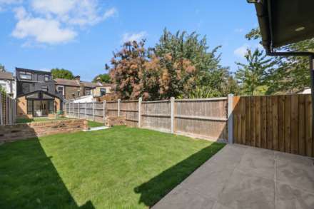 Chandos Road, Stratford, E15, Image 51