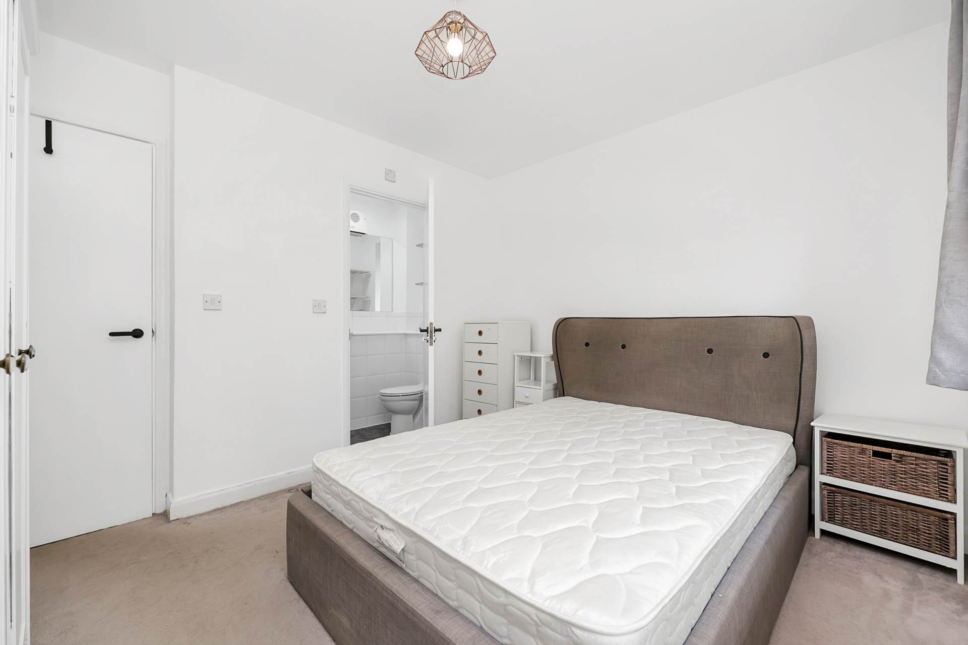 Wood Street, Walthamstow, E17, Image 10
