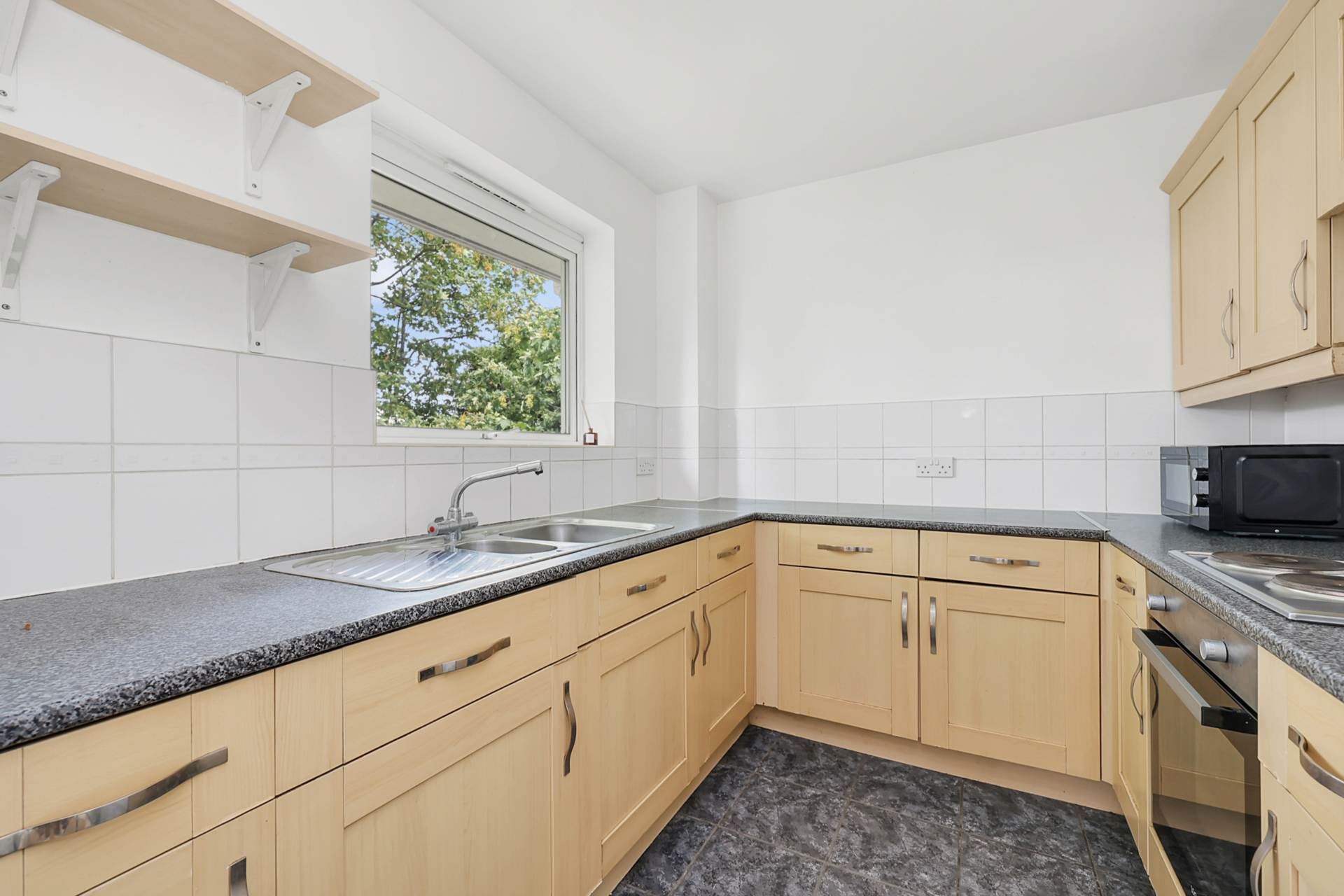 Wood Street, Walthamstow, E17, Image 14