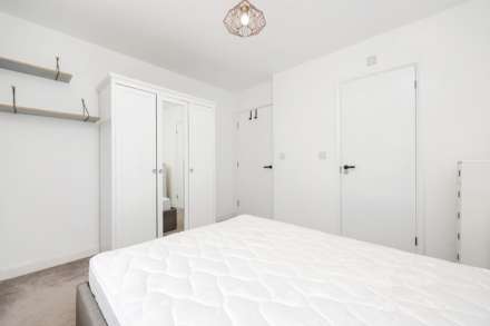 Wood Street, Walthamstow, E17, Image 11