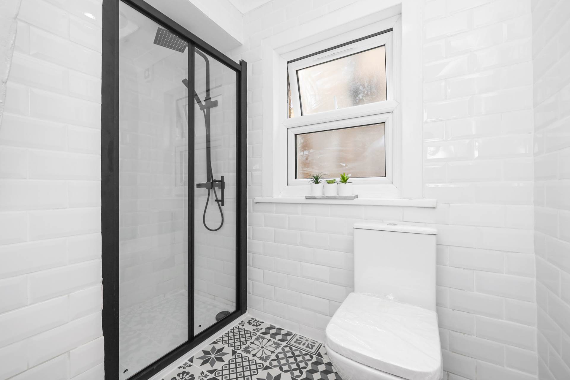 Twickenham Road, Leytonstone, E11, Image 14