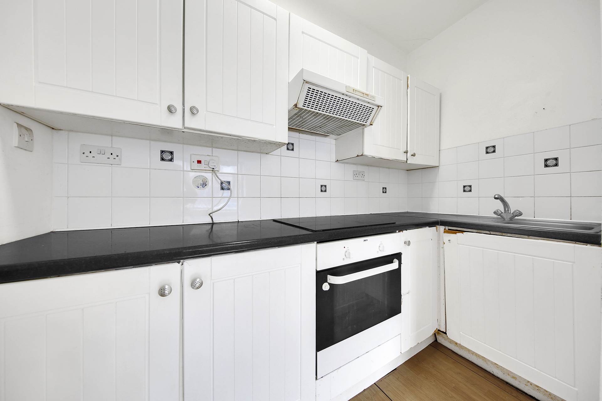 Kettlebaston Road, Leyton, E10, Image 16