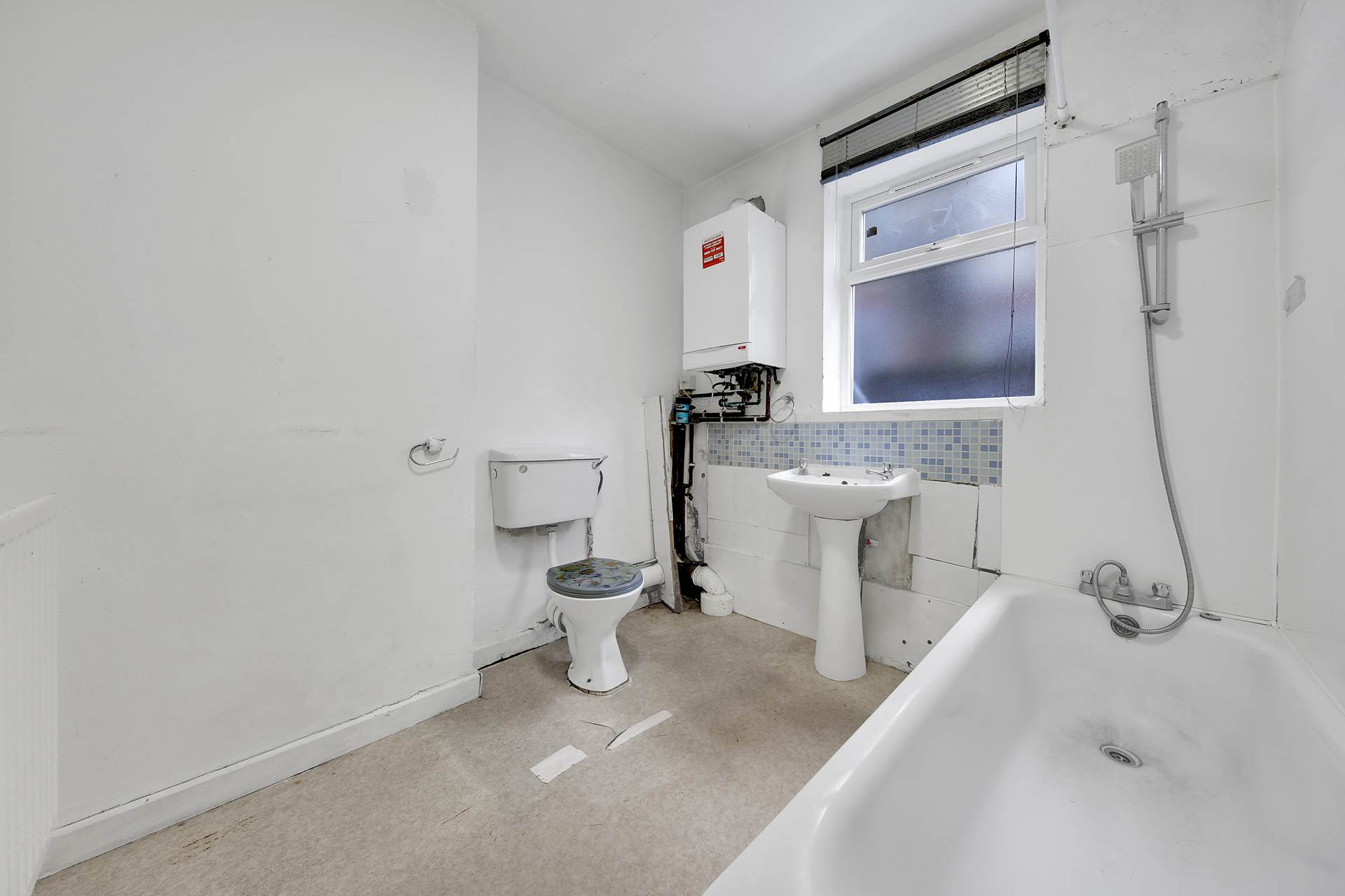 Kettlebaston Road, Leyton, E10, Image 19
