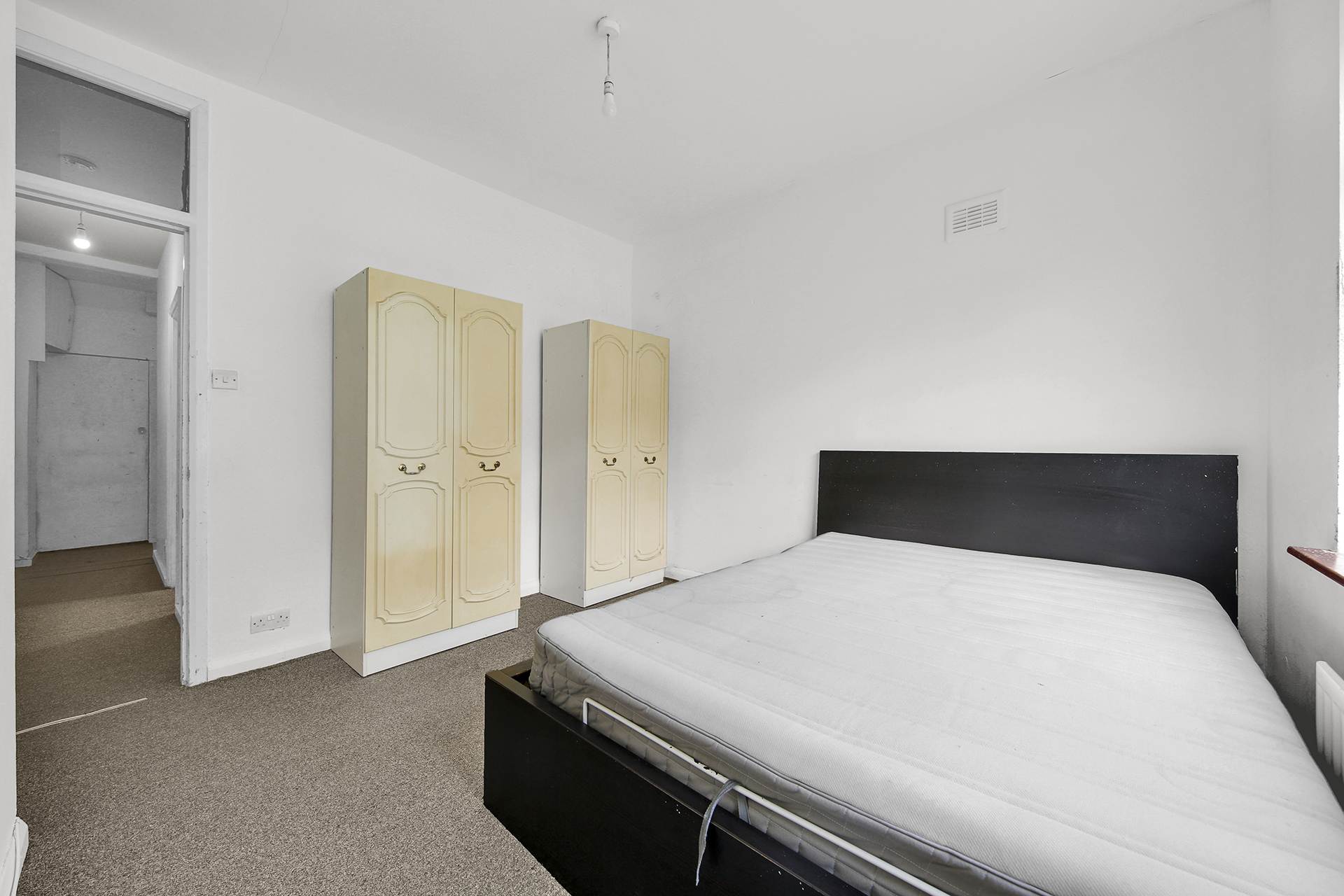 Kettlebaston Road, Leyton, E10, Image 8